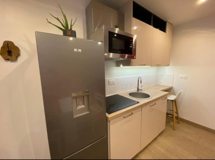 Appartement Avec Terrasse Quimper Eksteriør bilde