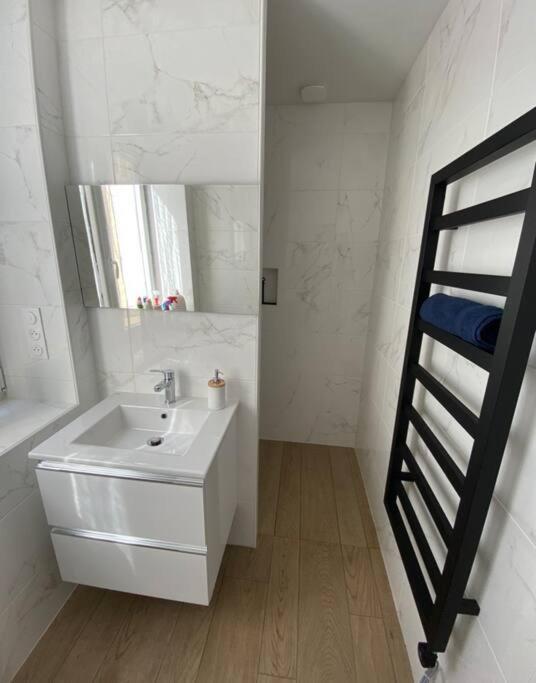 Appartement Avec Terrasse Quimper Eksteriør bilde